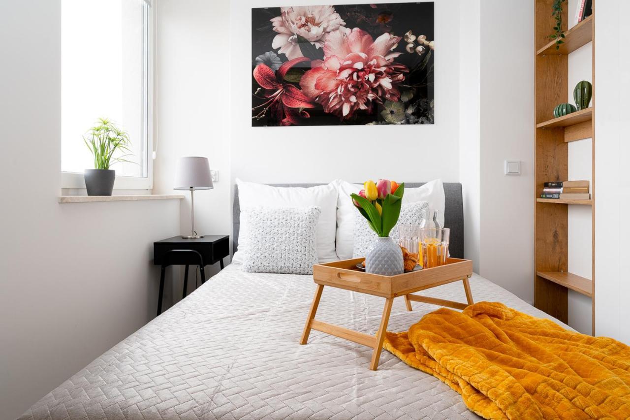 Easy Rent Apartments - Smart 708 루블린 외부 사진